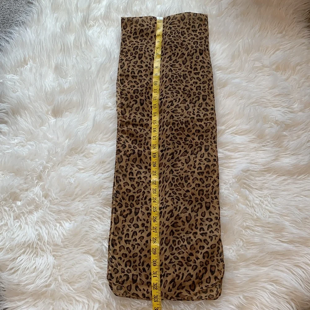 Jess Collection Leopard Print Scarf - Picture 11 of 16